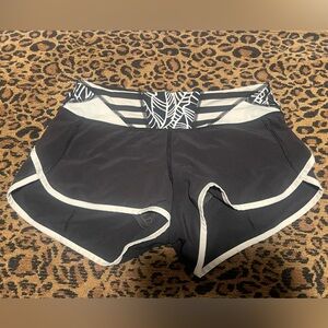 lululemon speed up short size 4
